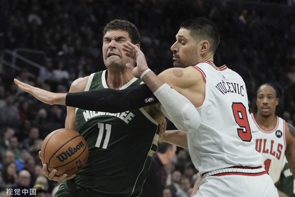 中场控球到 中场控球到